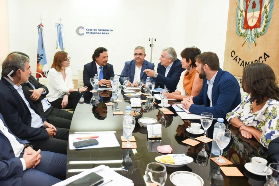 Electromovilidad y acumulación. Jujuy, Salta y Catamarca van por litio para la industria local y mayor participación de las ganancias