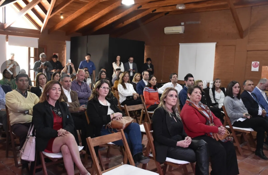 Formación en minería e industria de litio: Docentes preparados para la matriz productiva de Jujuy
