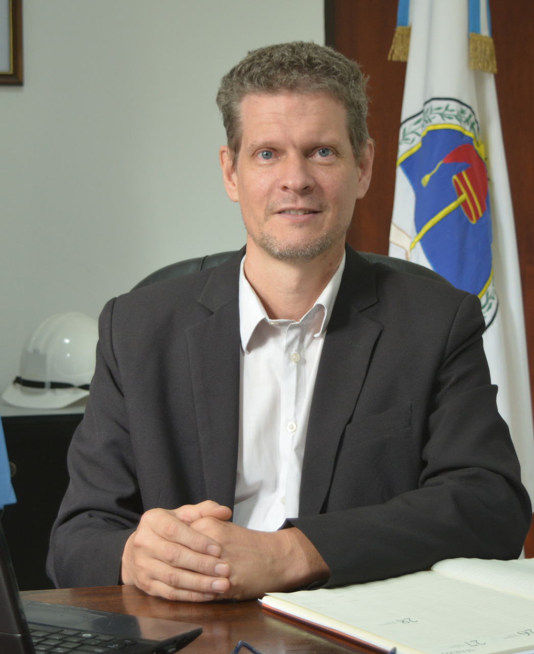Dr. Geol. Miguel Soler